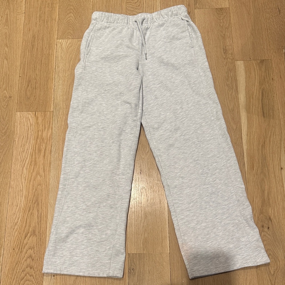 Garage -brand new light grey sweatpants